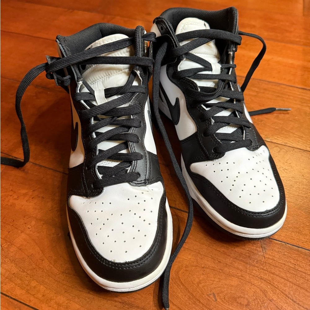 Mens Nike Panda Black And White Dunks High Tops - Size 6.5